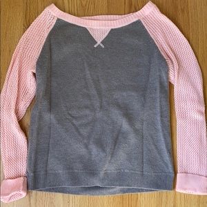 Cozy Gap sweater size small